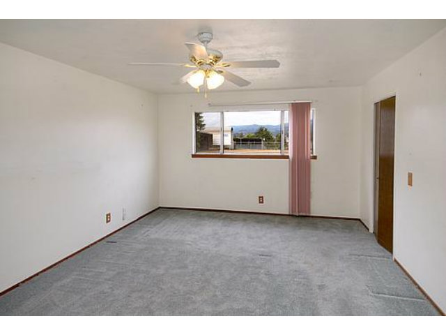 76 Whiting Road Watsonville, CA 95076 - Photo 3 of 11 a view of an empty room with window