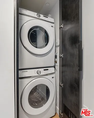 $4,595 | 10700 Tabor Street, Unit 523, Los Angeles, CA 90034