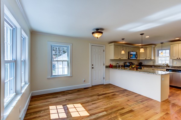 20 Maple Street Sherborn, MA 01770 - Photo 6 of 27 Gallery Image 6