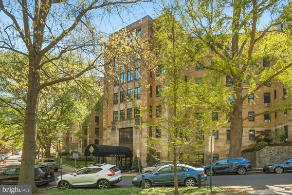 $299,000 | 2032 Belmont Road Northwest, Unit 630, Washington, DC 20009