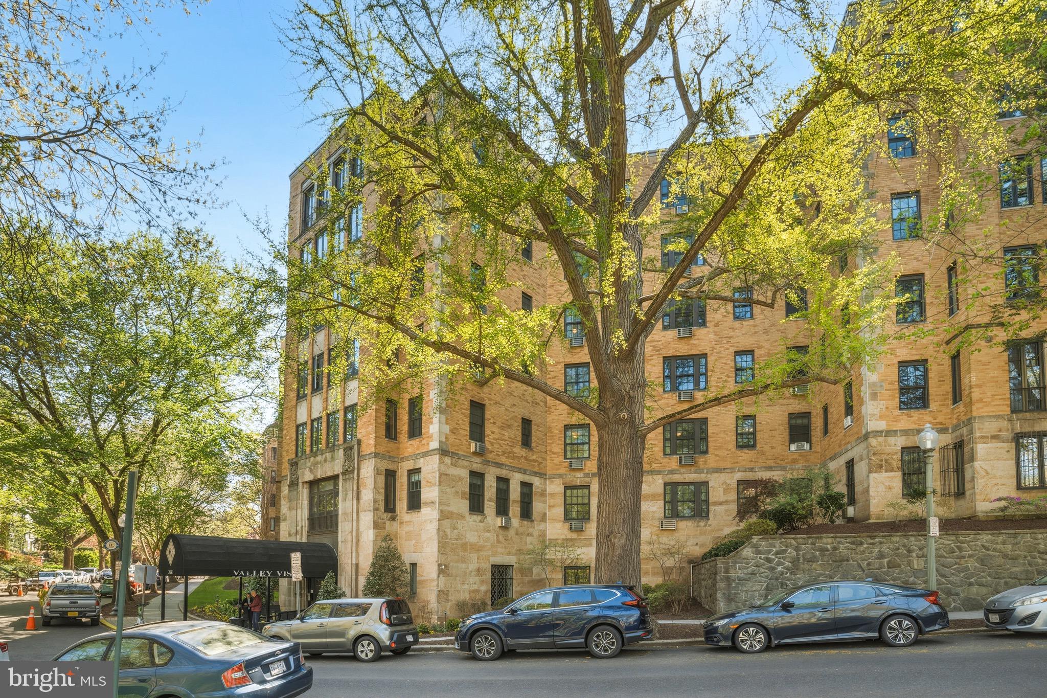 2032 Belmont Road Northwest, Unit 630 Washington, DC 20009 - Photo 21 of 21