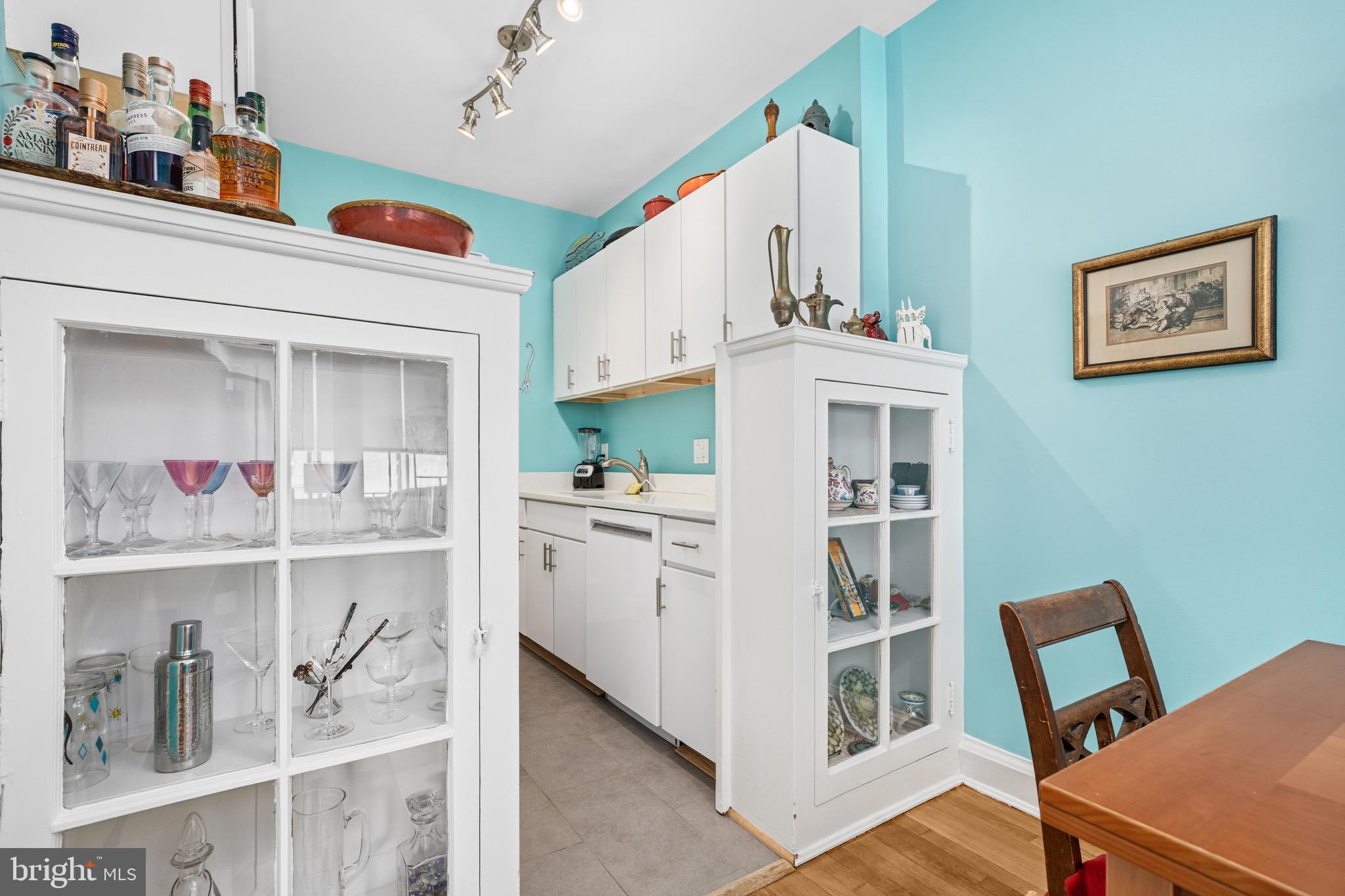 2032 Belmont Road Northwest, Unit 630 Washington, DC 20009 - Photo 8 of 21