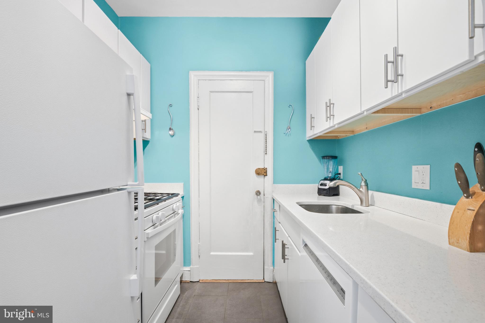 2032 Belmont Road Northwest, Unit 630 Washington, DC 20009 - Photo 9 of 21