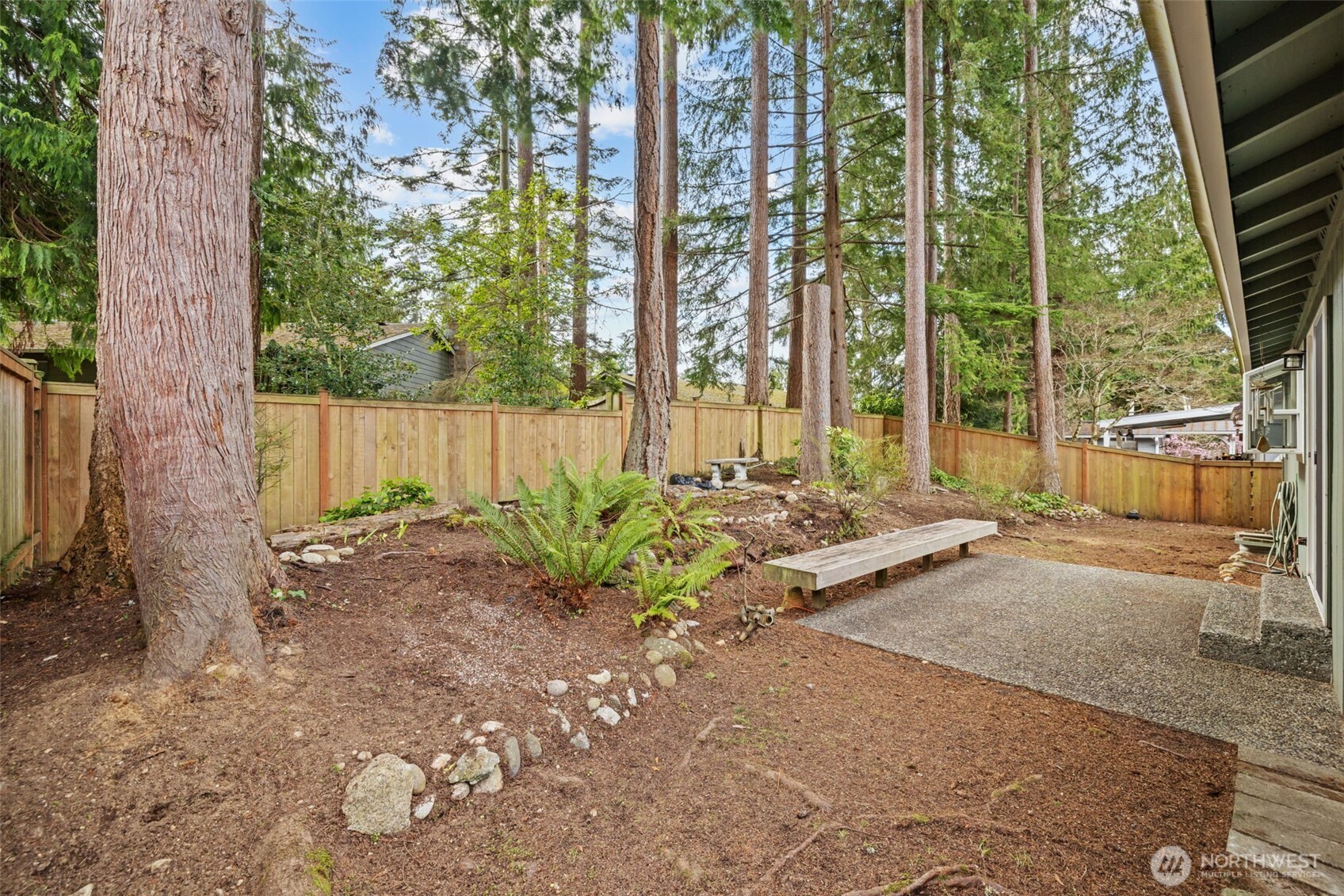5716 145th Street Southwest Edmonds, WA 98026 - Photo 24 of 29 Gallery Image 24