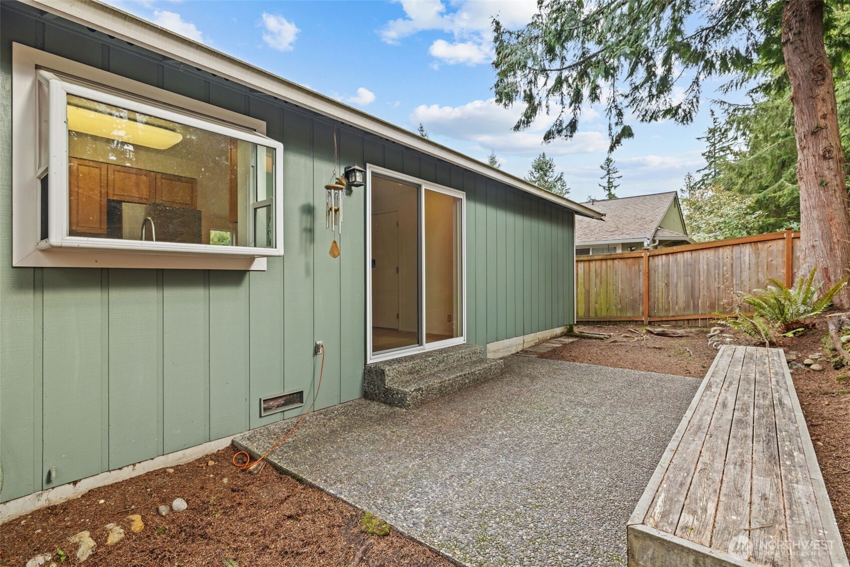 5716 145th Street Southwest Edmonds, WA 98026 - Photo 27 of 29 Gallery Image 27
