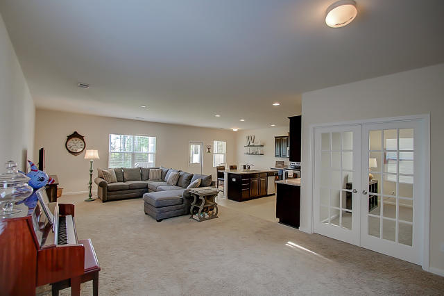 337 Iveson Road Summerville, SC 29486 - Photo 13 of 34 Large Living Space