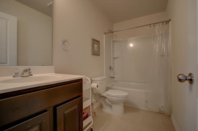 337 Iveson Road Summerville, SC 29486 - Photo 25 of 34 Upstairs Hall Bath