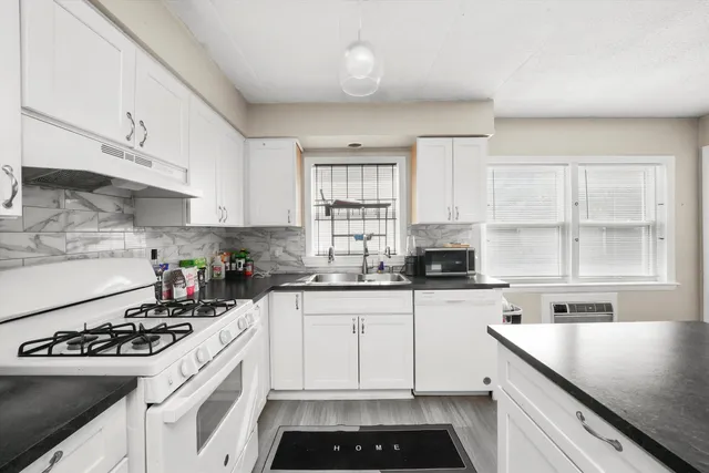 $89,900 | 129 North Mason Avenue, Unit 105, Chicago, IL 60644