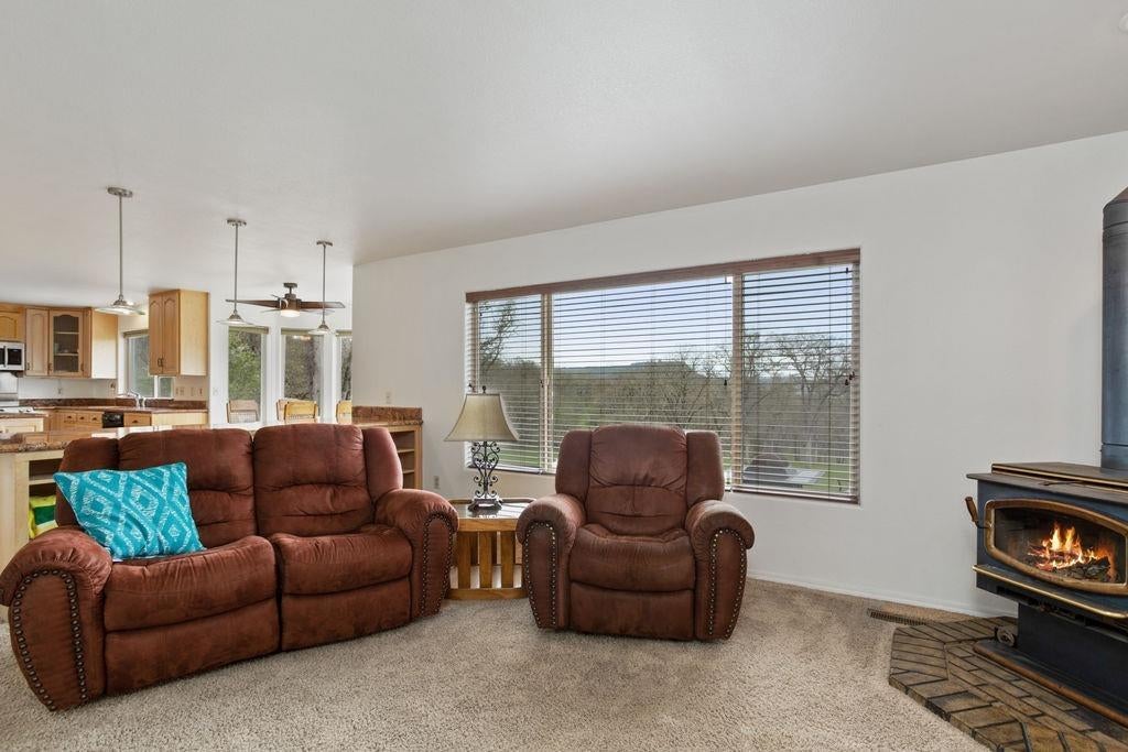 8664 Blackwell Road Central Point, OR 97502 - Photo 16 of 35 Additional Photo