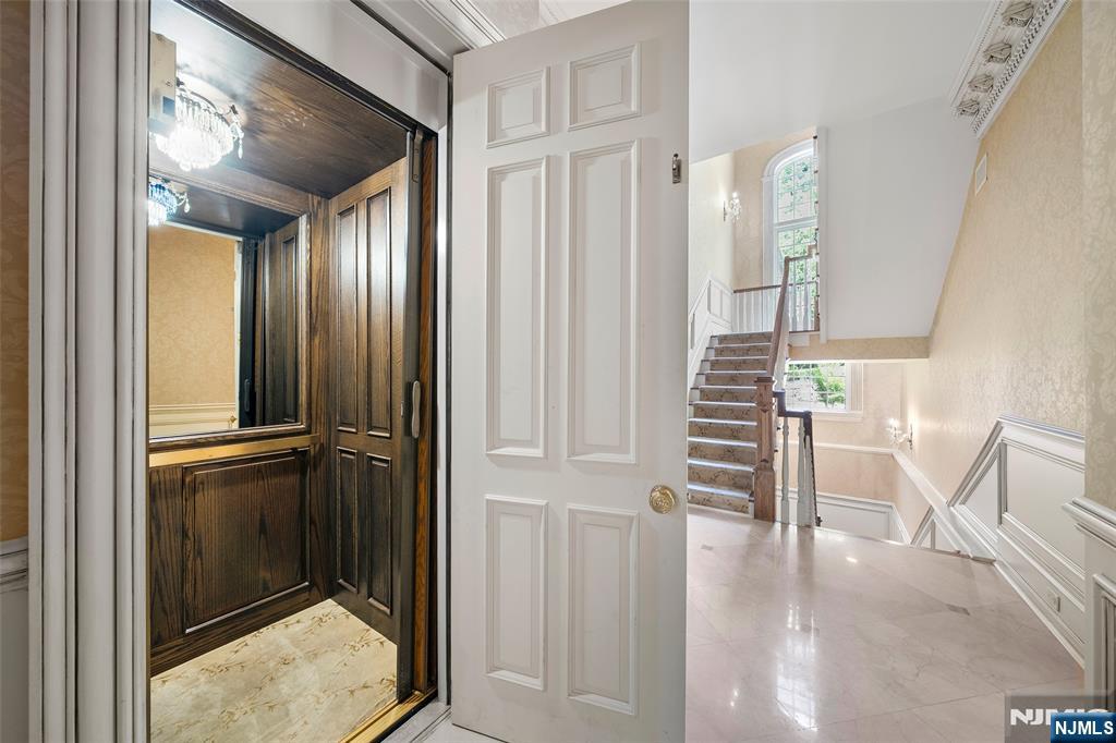 11 Margo Way Alpine, NJ 07620 - Photo 24 of 48