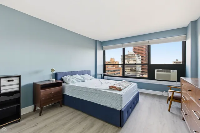 $2,500 | 2930 North Sheridan Road, Unit 1608, Chicago, IL 60657