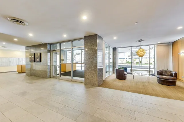 $2,500 | 2930 North Sheridan Road, Unit 1608, Chicago, IL 60657