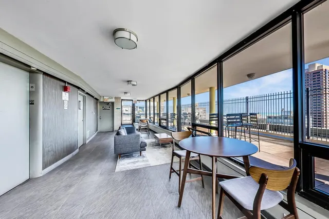 $2,500 | 2930 North Sheridan Road, Unit 1608, Chicago, IL 60657