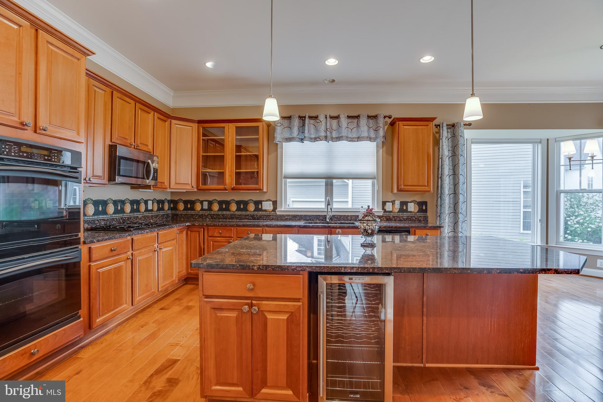 9014 Roaring Spring Loop Bristow, VA 20136 - Photo 14 of 61 Gallery Image 14