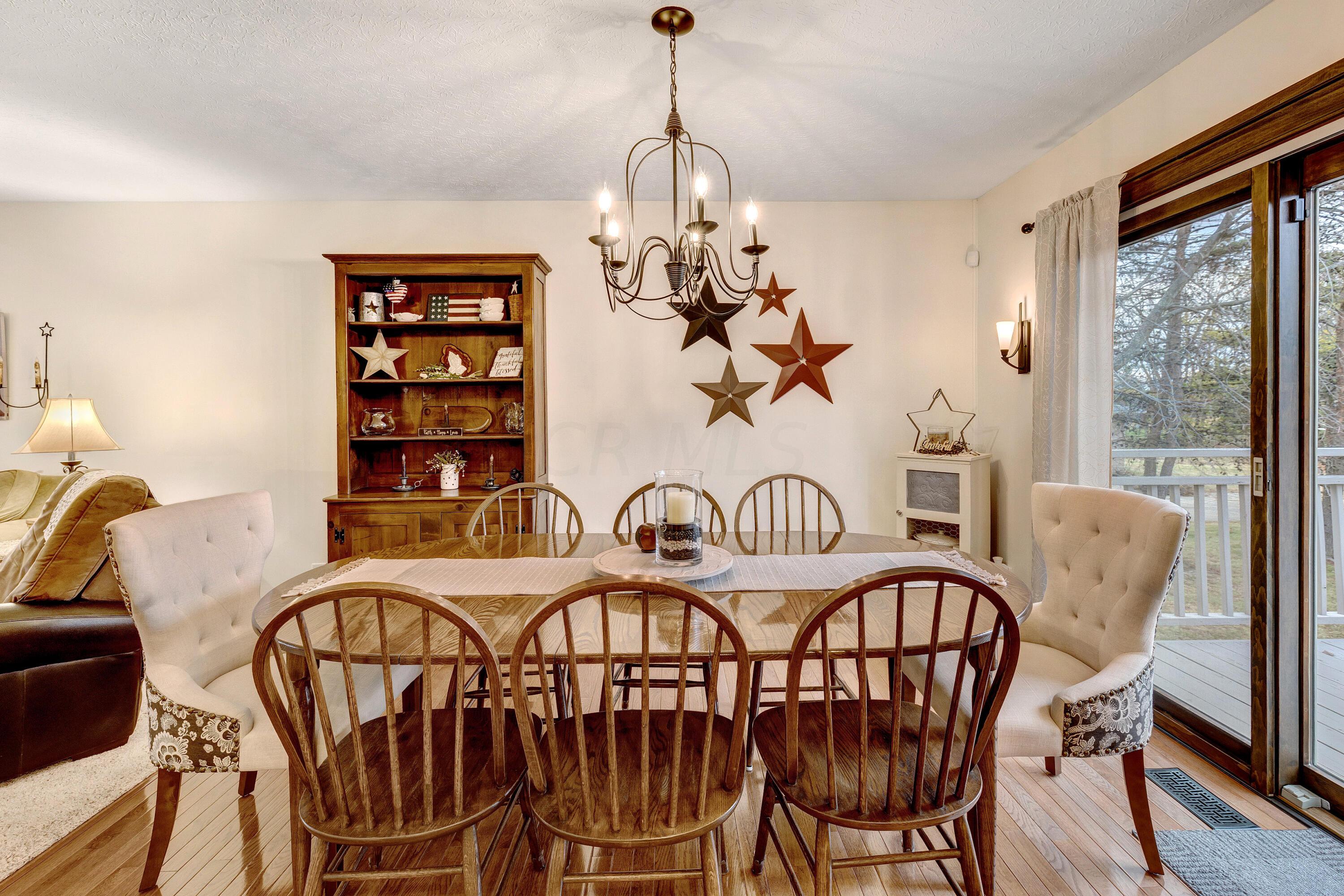 6186 Feder Road Columbus, OH 43228 - Photo 14 of 53 Dining Room