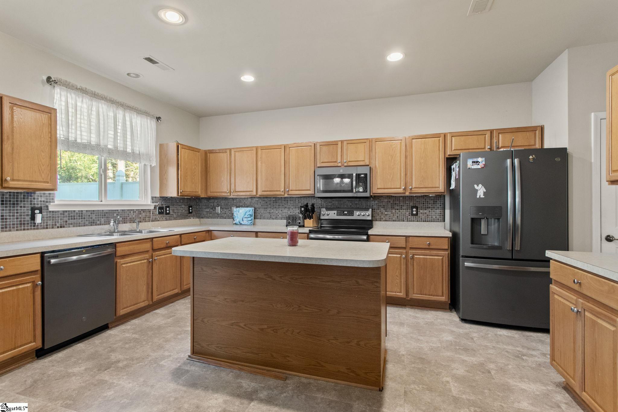 27 Border Avenue Simpsonville, SC 29680 - Photo 10 of 26