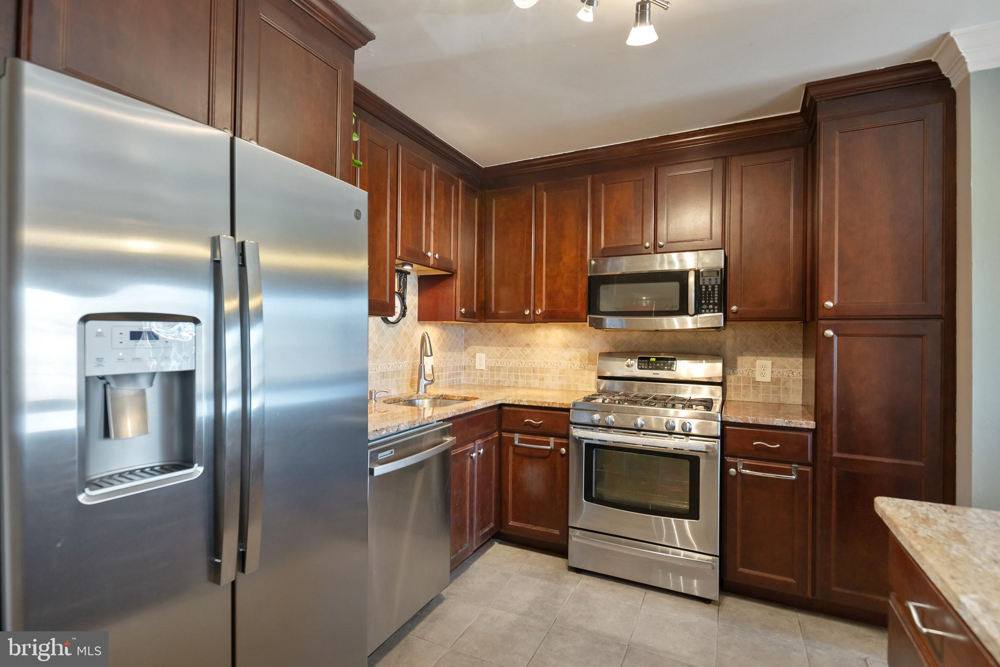 5000 7th Road South, Unit 301 Arlington, VA 22204 - Photo 11 of 31