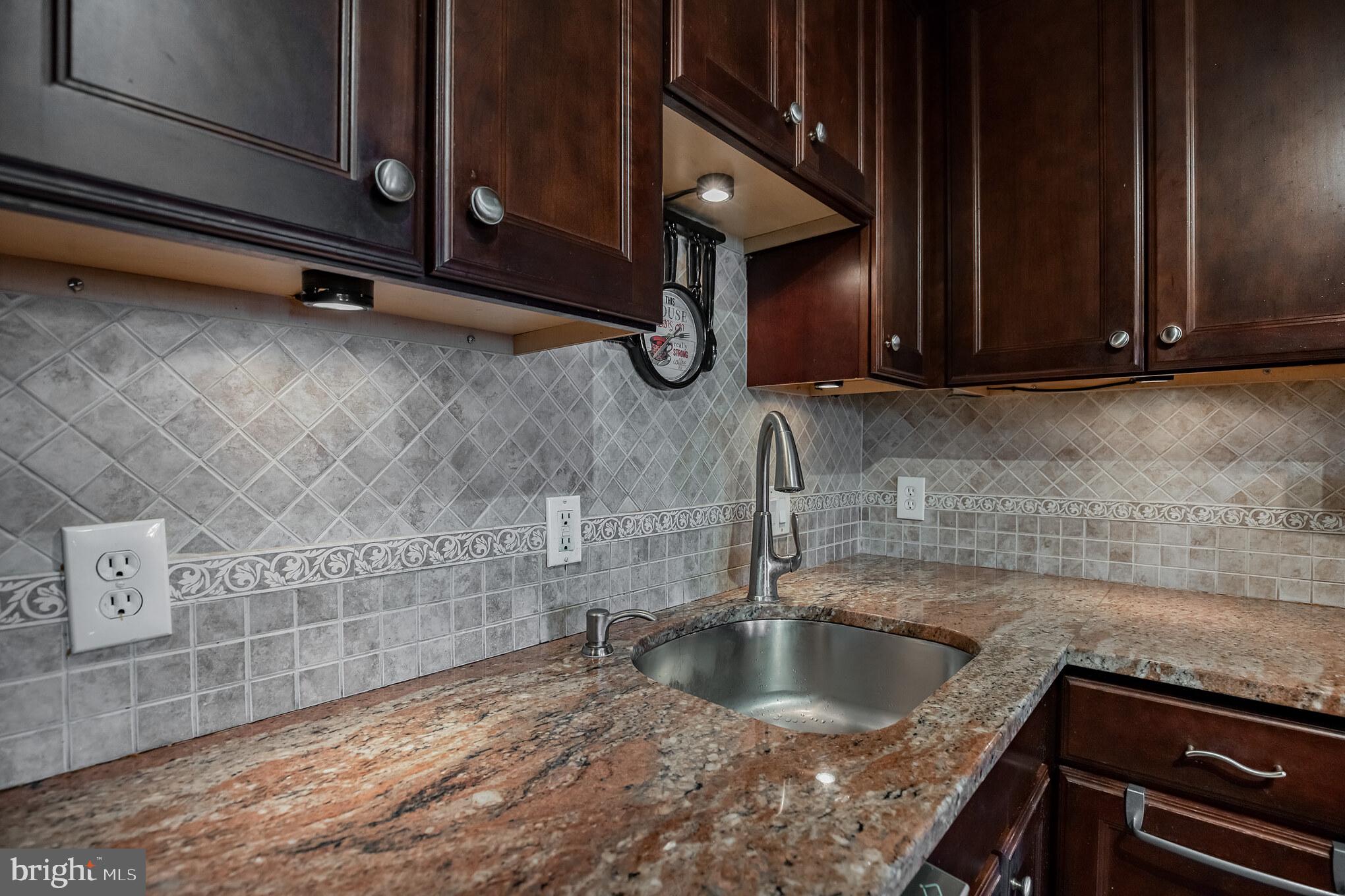5000 7th Road South, Unit 301 Arlington, VA 22204 - Photo 12 of 31
