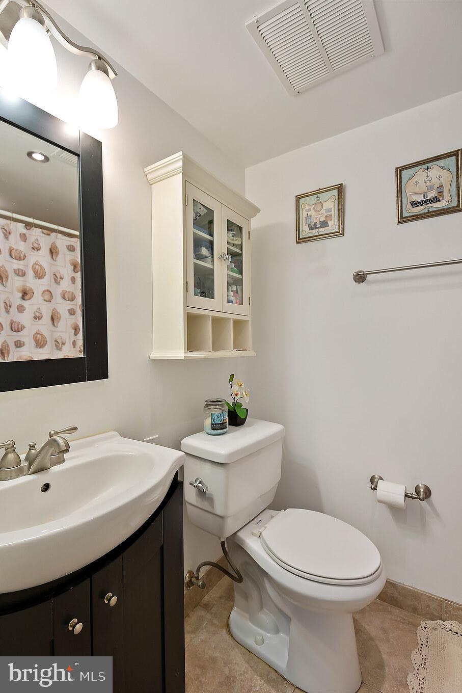 5000 7th Road South, Unit 301 Arlington, VA 22204 - Photo 17 of 31
