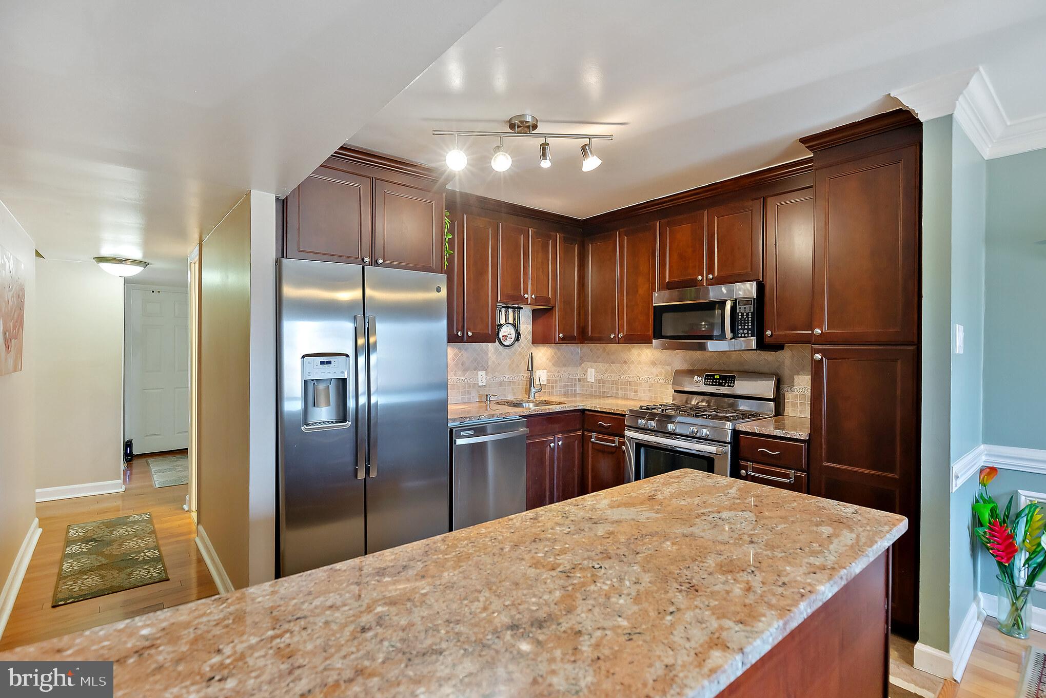 5000 7th Road South, Unit 301 Arlington, VA 22204 - Photo 10 of 31
