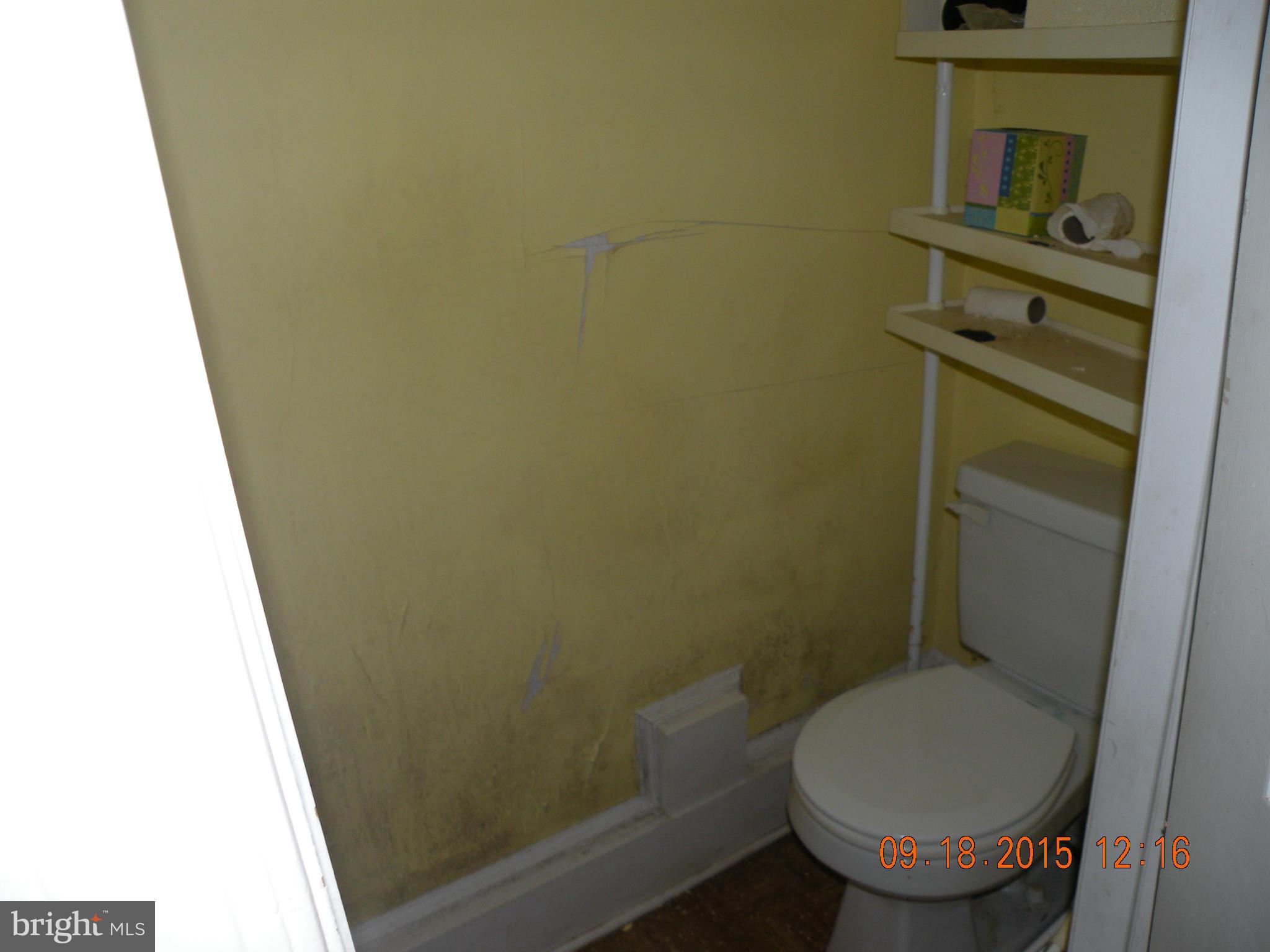 2222 Emory Road Reisterstown, MD 21136 - Photo 12 of 17 Bath