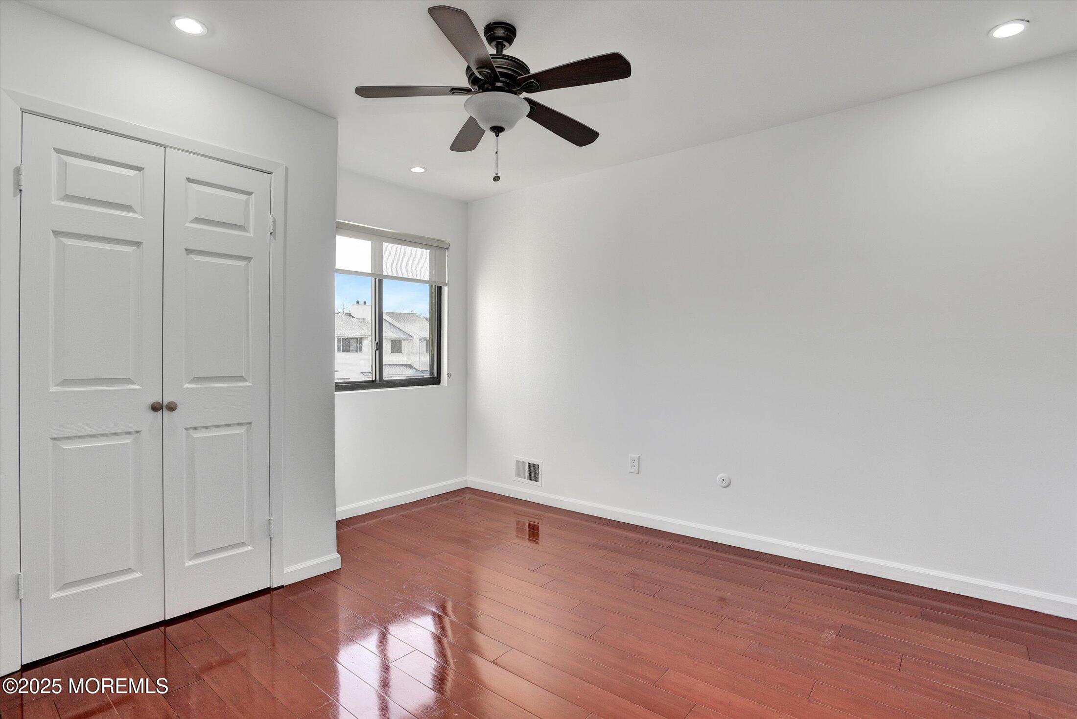 388 Middlewood Road Middletown, NJ 07748 - Photo 22 of 32 22-Bedroom 3
