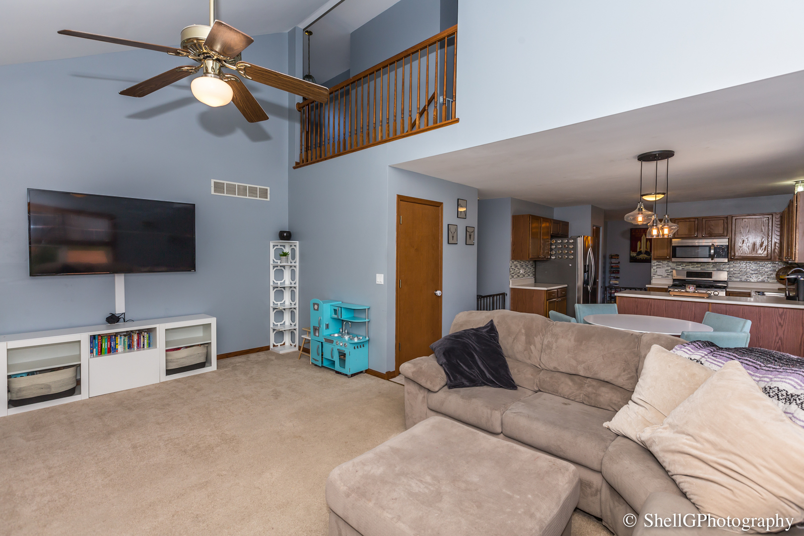 1911 Spring Ridge Drive Plainfield, IL 60586 - Photo 9 of 33