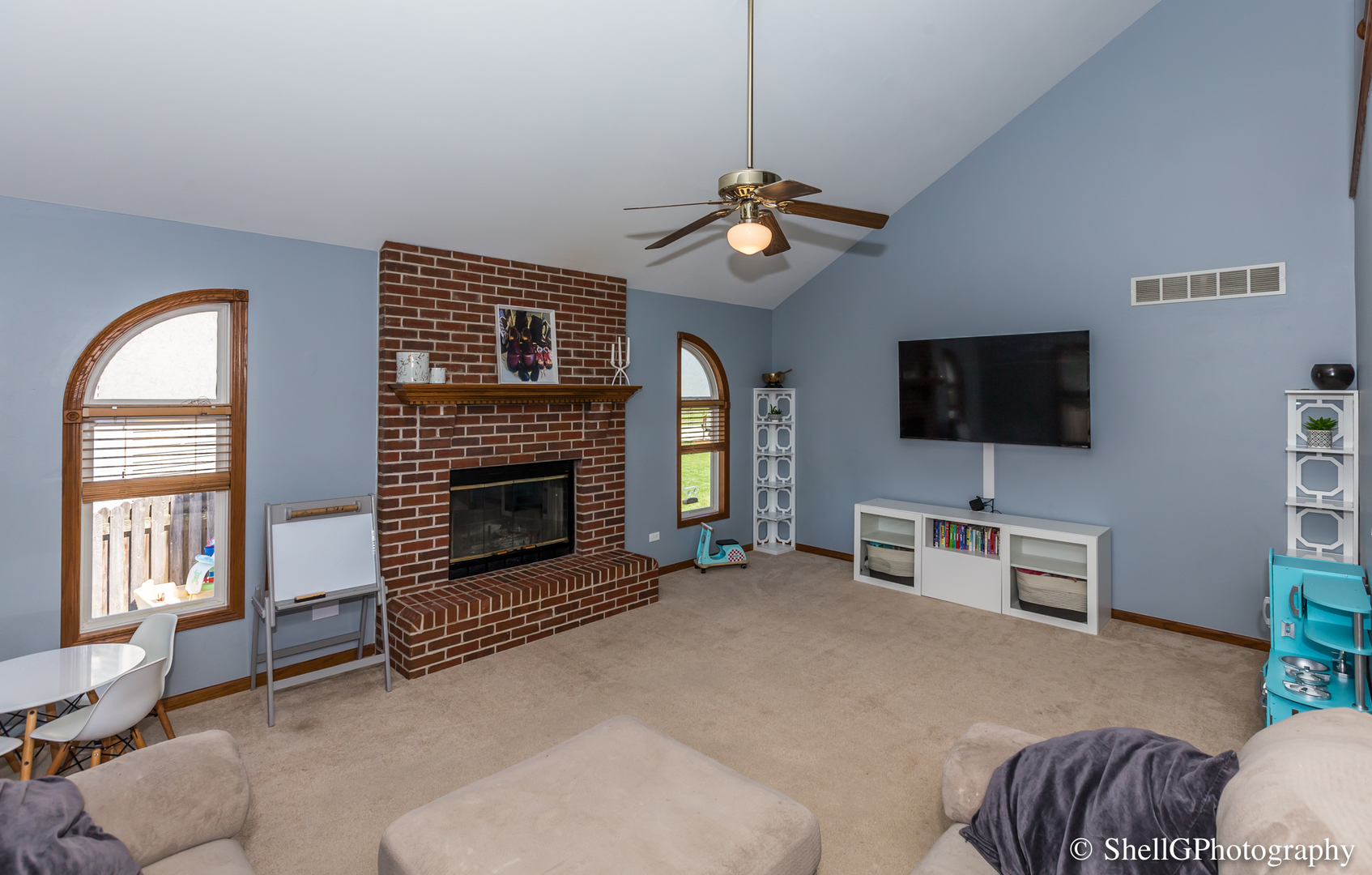 1911 Spring Ridge Drive Plainfield, IL 60586 - Photo 10 of 33