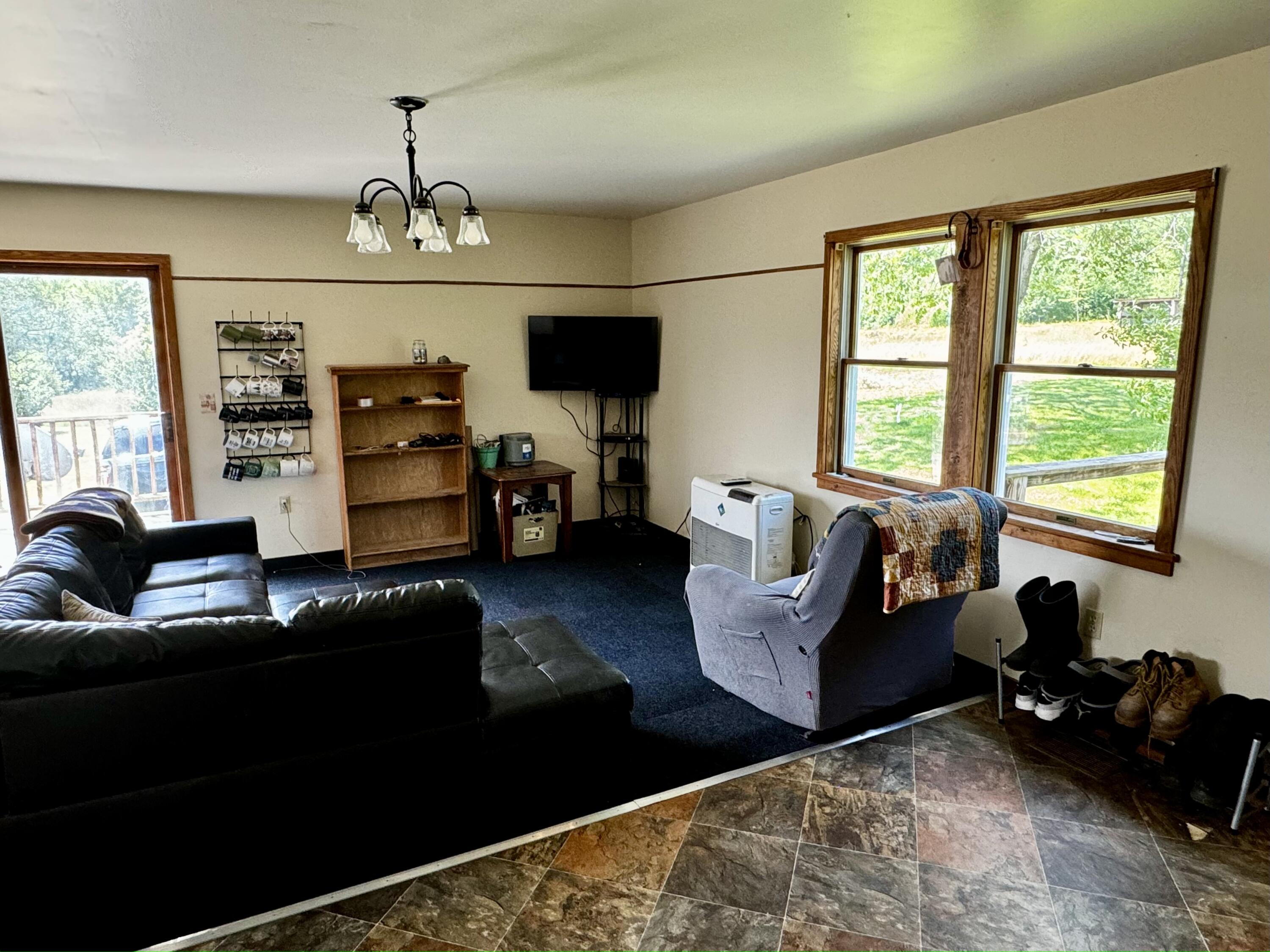 233 Hibernia Road Peru, NY 12972 - Photo 7 of 31 Gallery Image 7