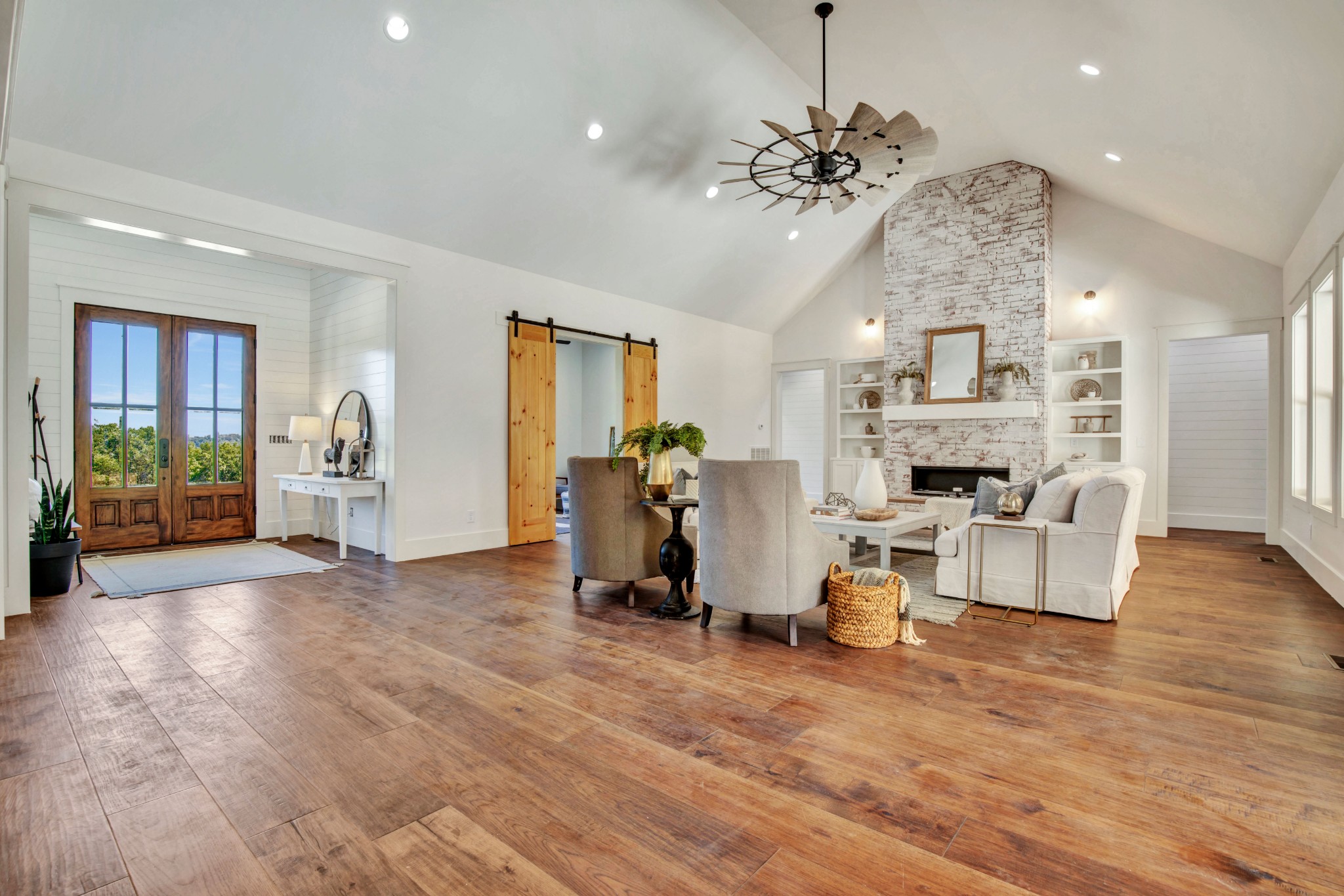 2546 Taylor Road Columbia, TN 38401 - Photo 6 of 50 Gallery Image 6