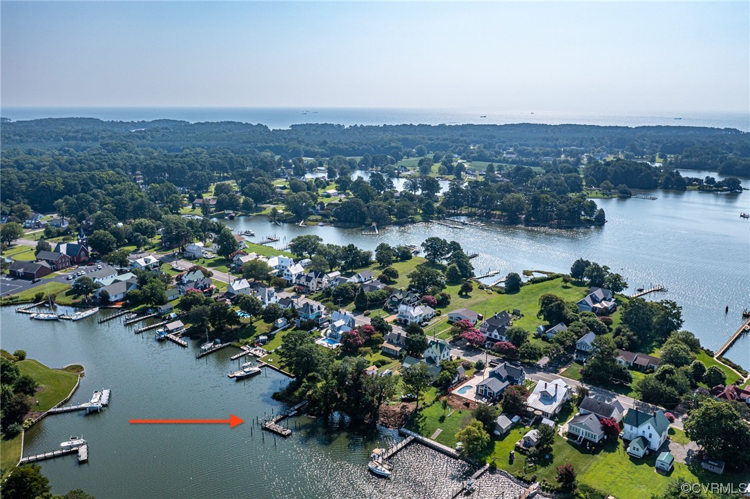 616 Main Street Reedville, VA 22539 - Photo 4 of 30 a view of a lake with a city