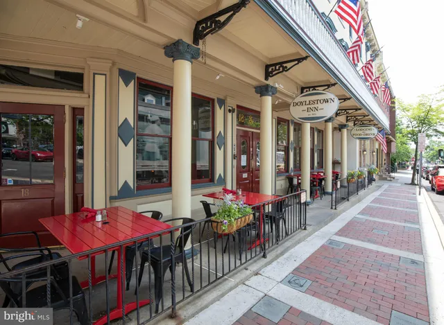 $1,950 | 30 West State Street, Unit B, Doylestown, PA 18901