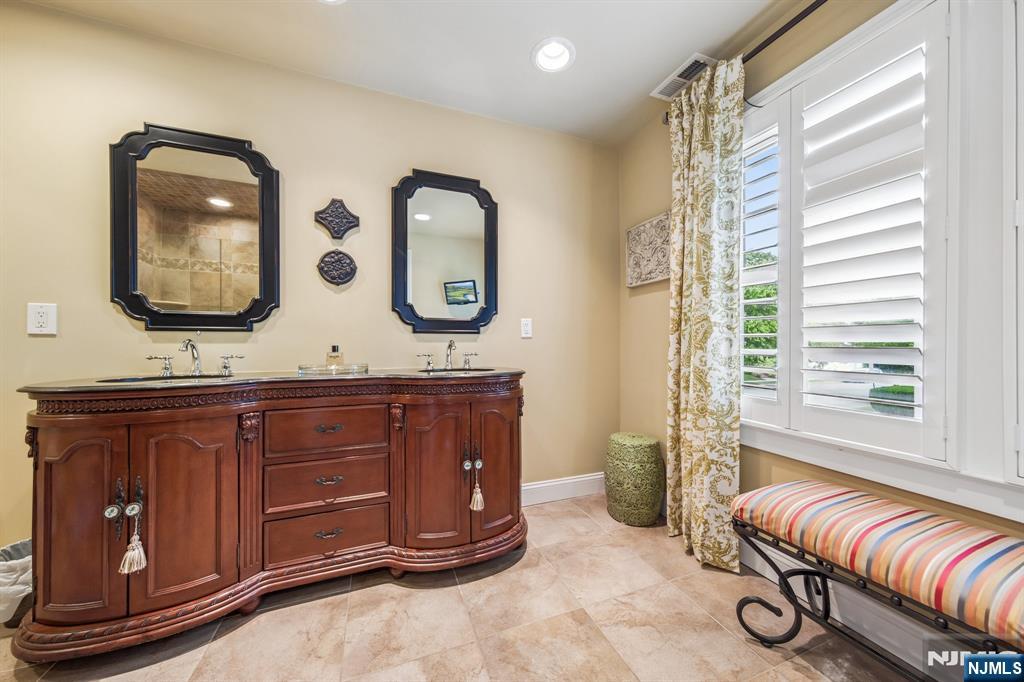 250 Ridge Road Rutherford, NJ 07070 - Photo 23 of 50