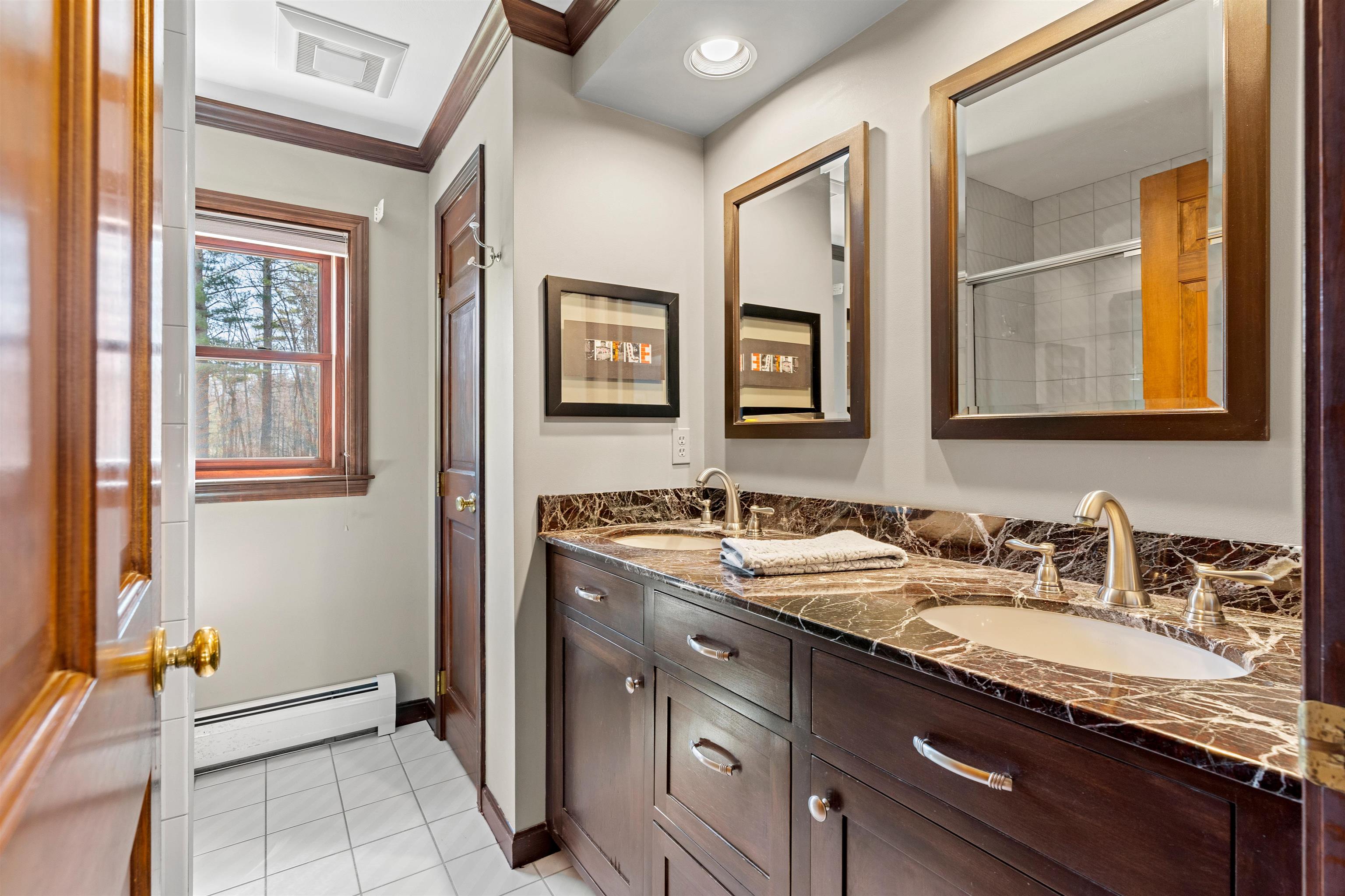 36 Boxwood Road Bedford, NH 03110 - Photo 28 of 40
