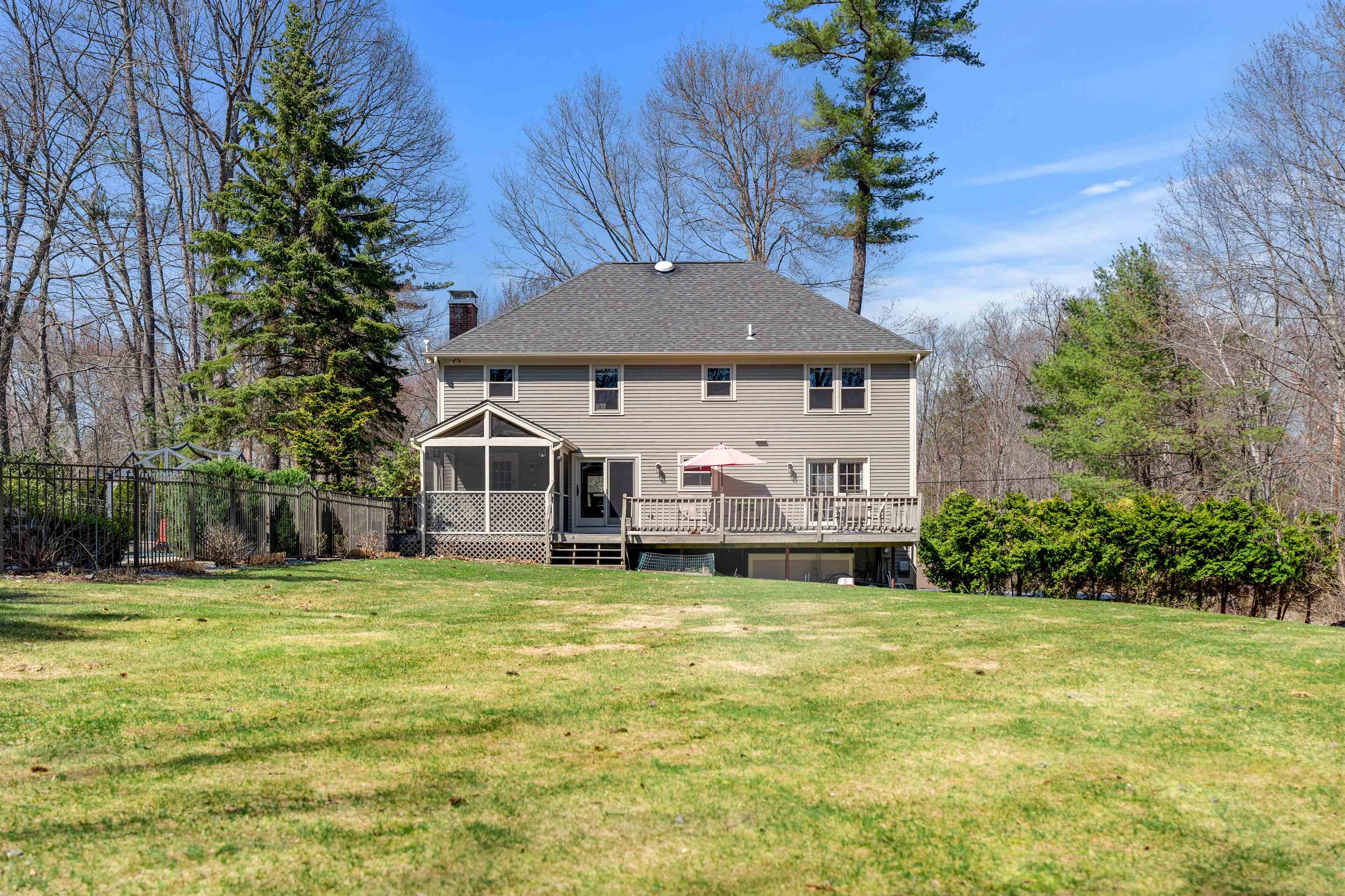 36 Boxwood Road Bedford, NH 03110 - Photo 38 of 40