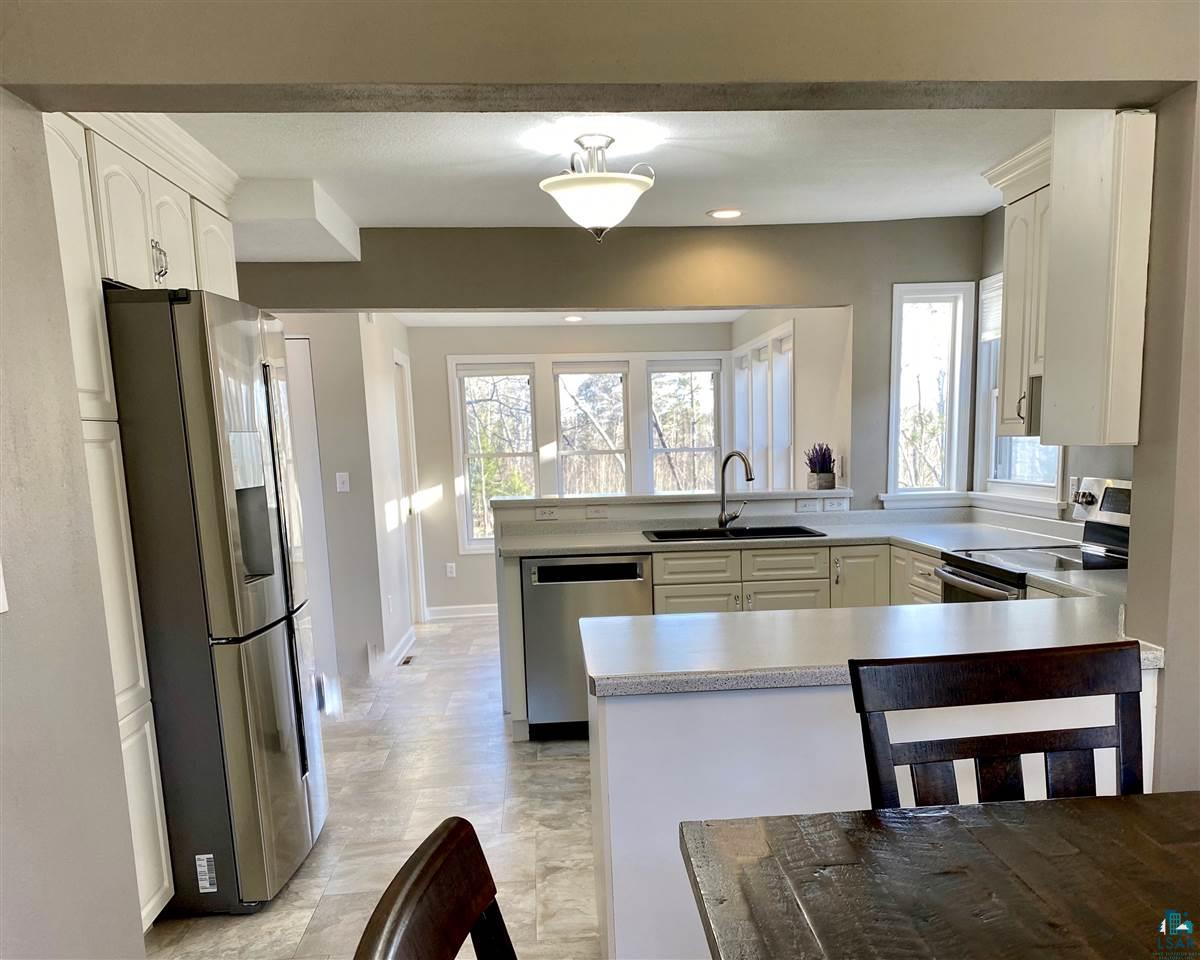 1528 Anderson Road Duluth, MN 55811 - Photo 11 of 44 Gallery Image 11