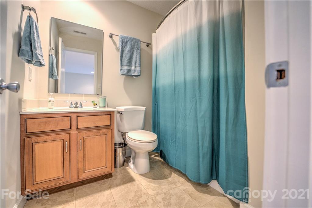 79 Noble Road, Unit 2 Fairview, NC 28730 - Photo 13 of 48 Gallery Image 13