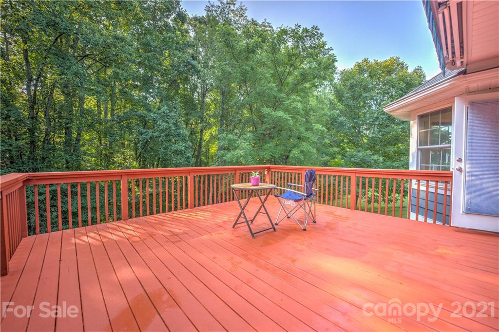 79 Noble Road, Unit 2 Fairview, NC 28730 - Photo 22 of 48 Gallery Image 22