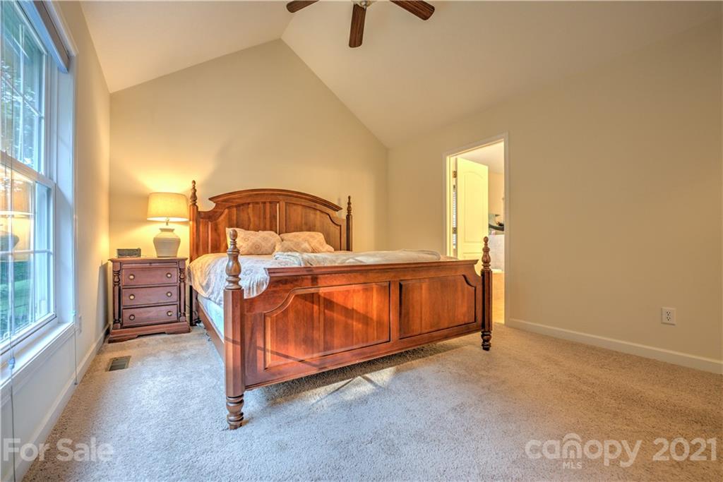79 Noble Road, Unit 2 Fairview, NC 28730 - Photo 30 of 48 Gallery Image 30