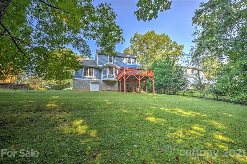 79 Noble Road, Unit 2 Fairview, NC 28730 - Photo 44 of 48 Gallery Image 44