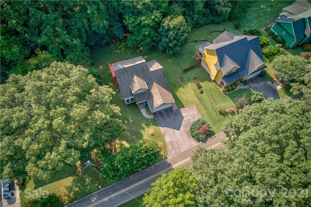 79 Noble Road, Unit 2 Fairview, NC 28730 - Photo 47 of 48 Gallery Image 47