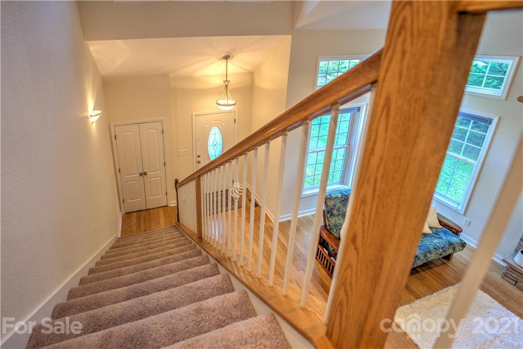 79 Noble Road, Unit 2 Fairview, NC 28730 - Photo 7 of 48 Gallery Image 7
