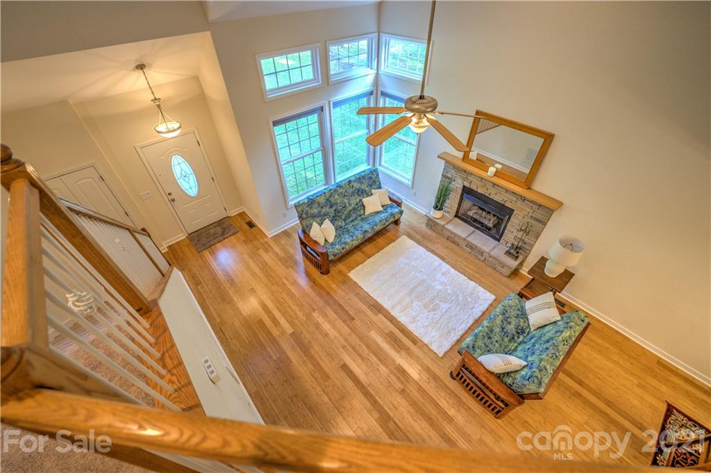 79 Noble Road, Unit 2 Fairview, NC 28730 - Photo 8 of 48 Gallery Image 8