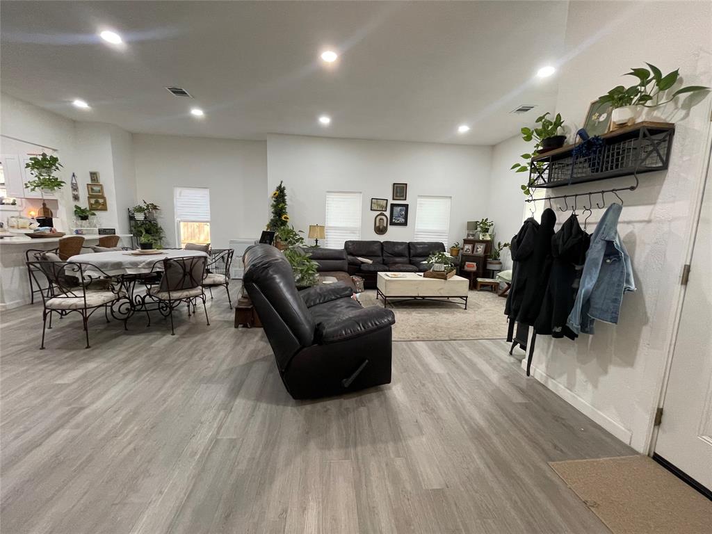 200 Austin Street Rice, TX 75155 - Photo 12 of 22 a living room with furniture and wooden floor