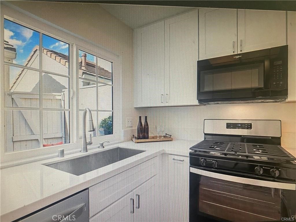 5 Wellesley Irvine, CA 92612 - Photo 1 of 3