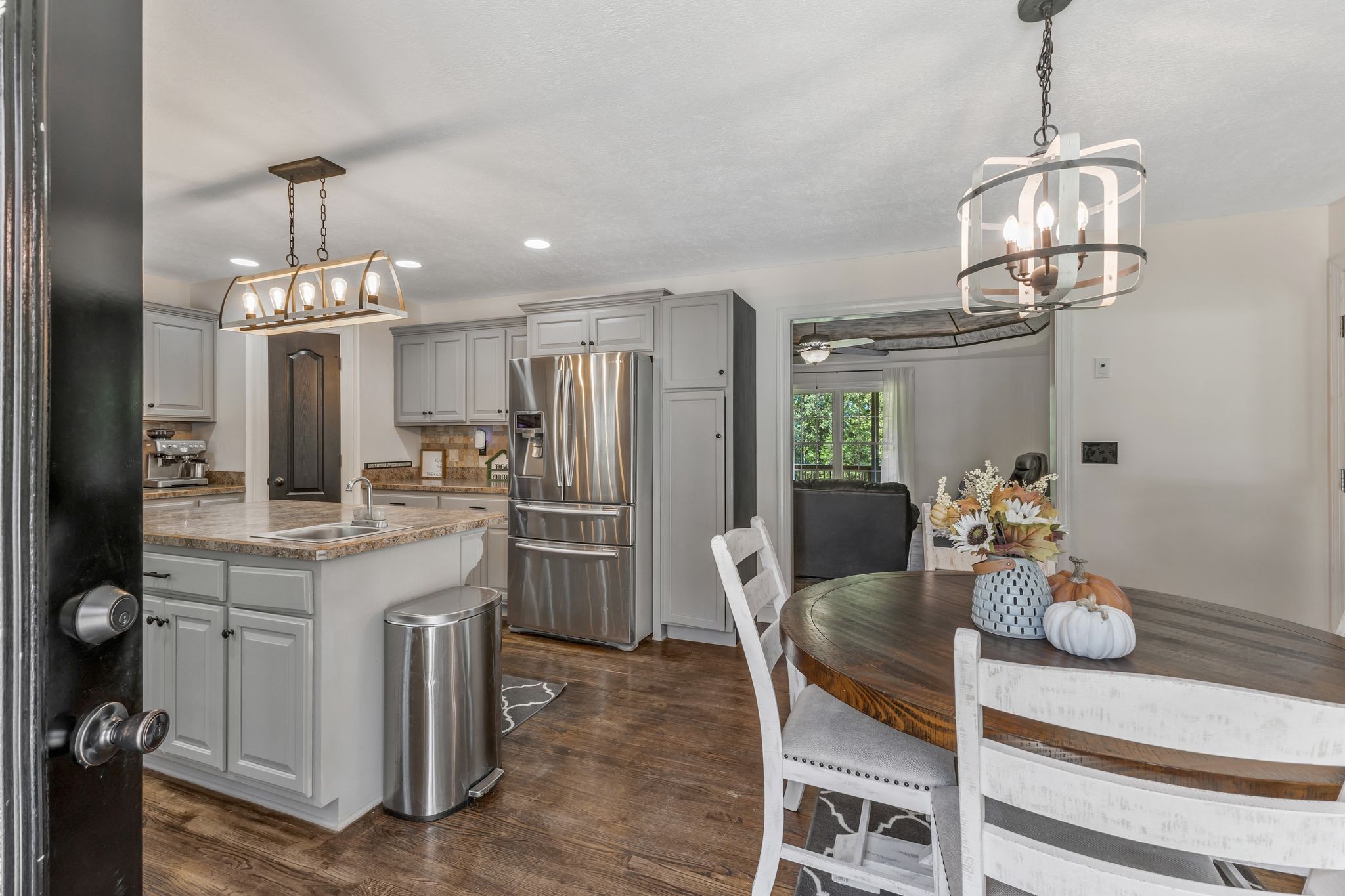 1745 Ennis Branch Road McEwen, TN 37101 - Photo 5 of 85