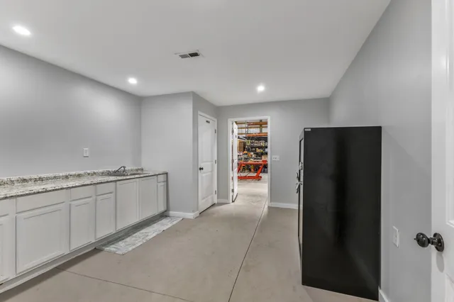 $849,900 | 1745 Ennis Branch Road, McEwen, TN 37101