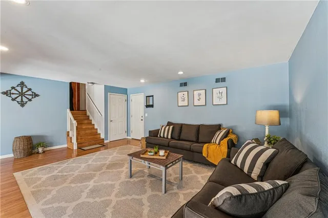 $375,000 | 7920 Gillette Street, Lenexa, KS 66215