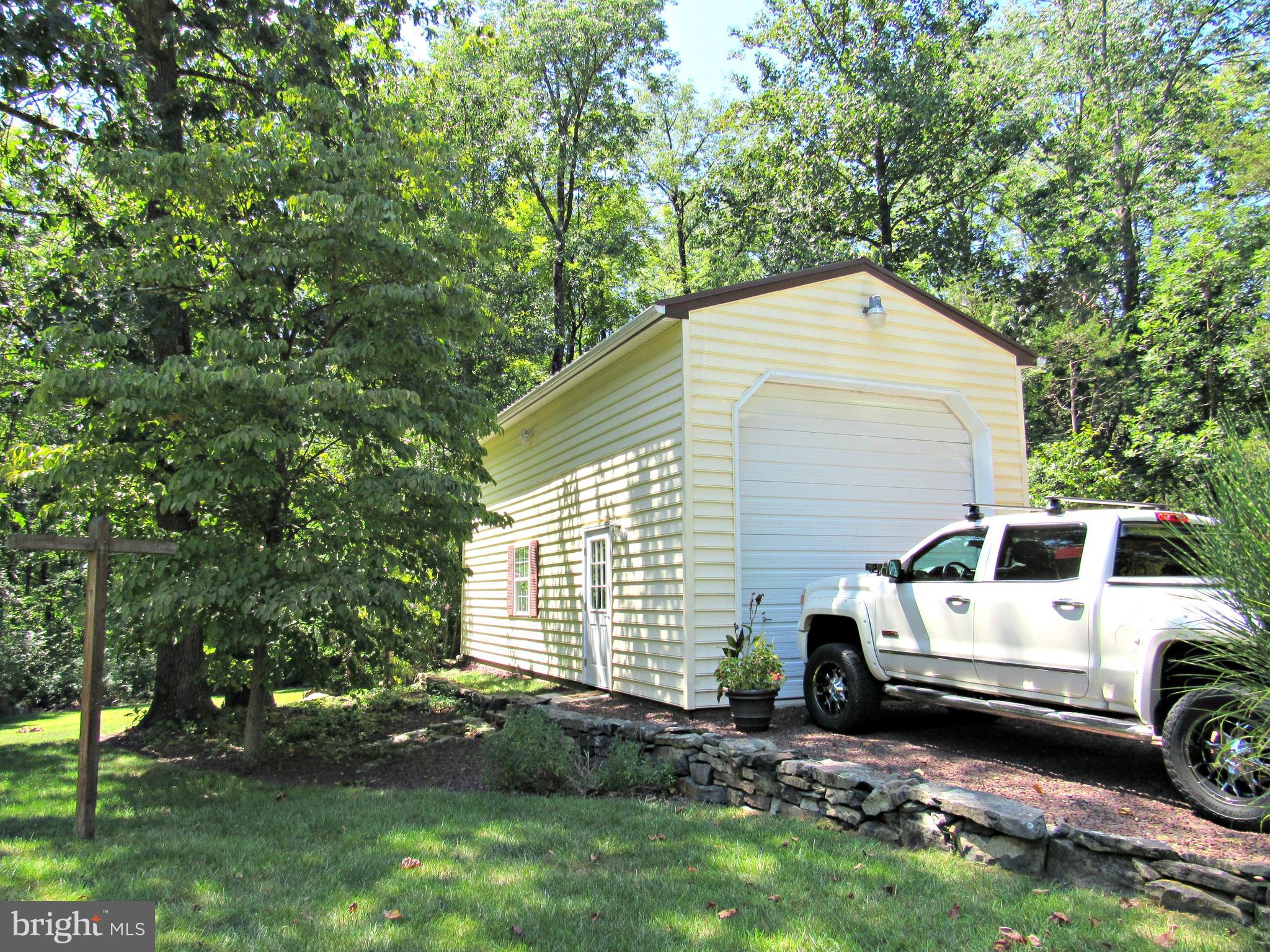 437 Hill Road Green Lane, PA 18054 - Photo 13 of 39 Gallery Image 13