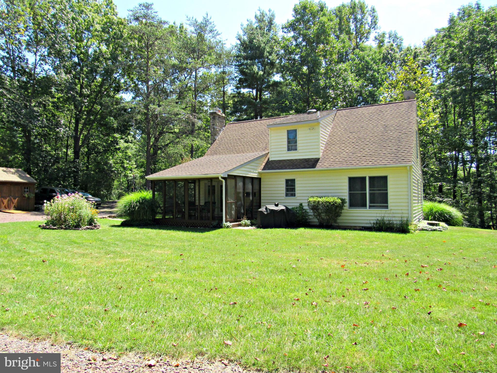 437 Hill Road Green Lane, PA 18054 - Photo 6 of 39 Gallery Image 6